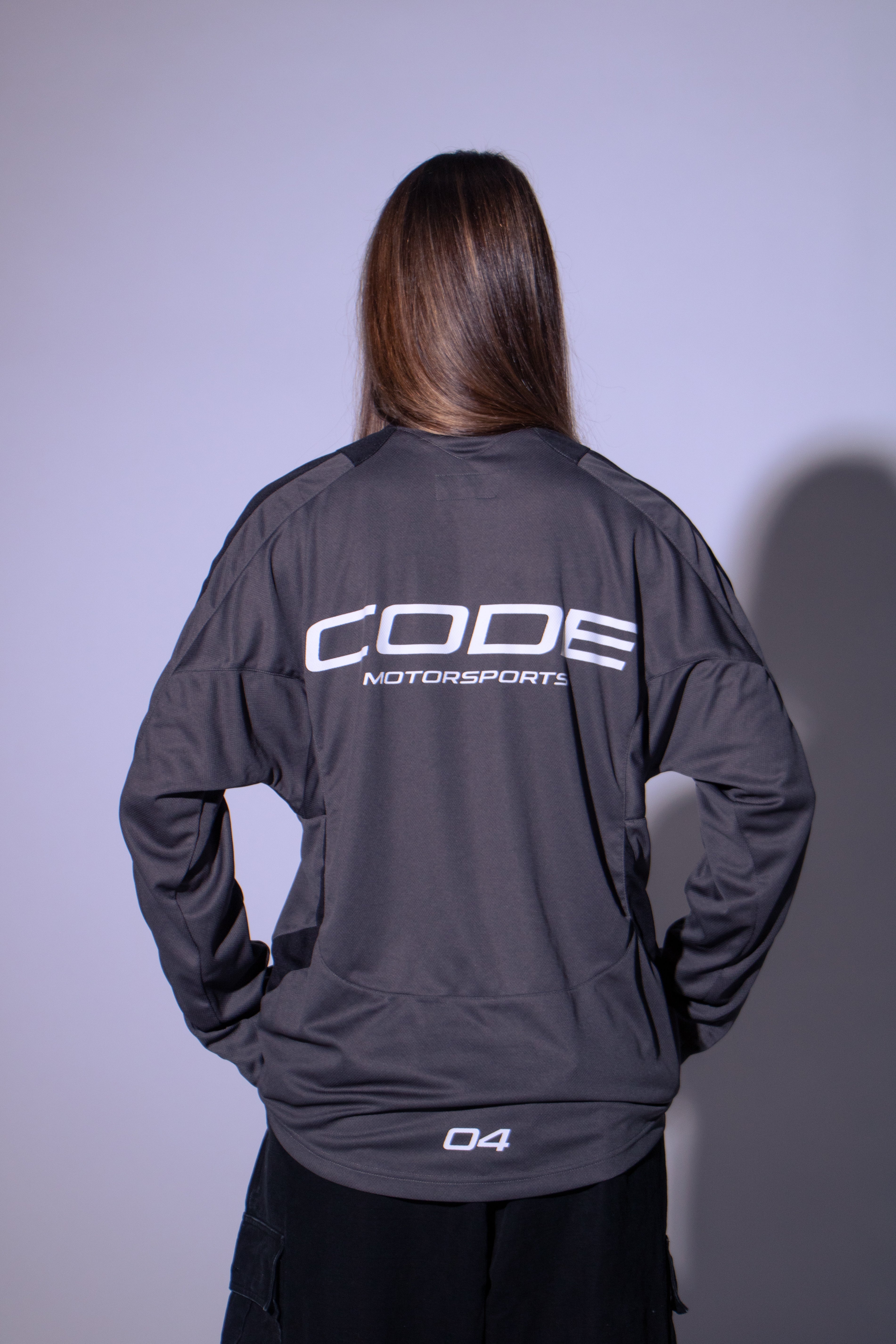 CODE 04 PANELED JERSEY GREY