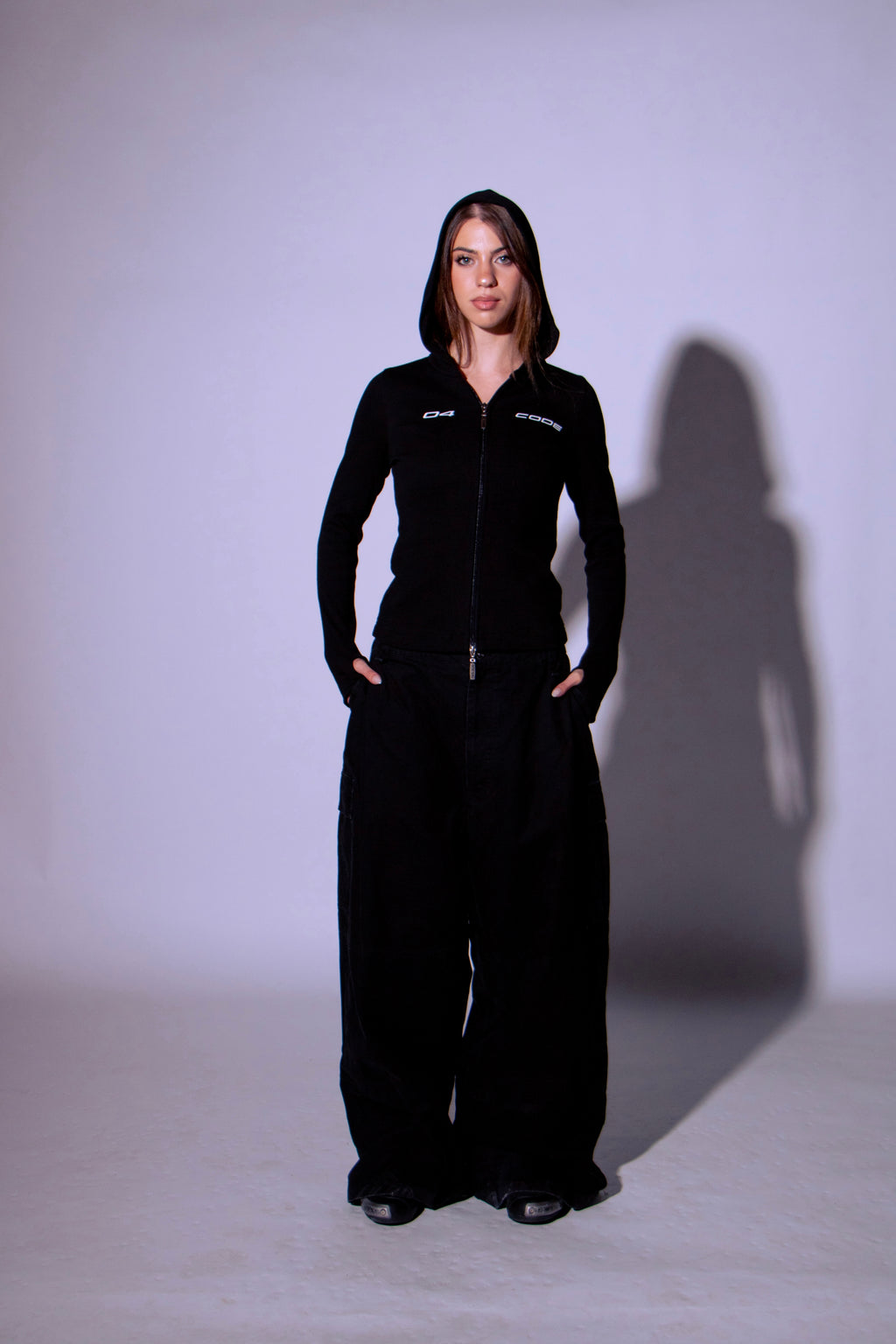 CODE 04 DOUBLE ZIP BLACK / WHITE